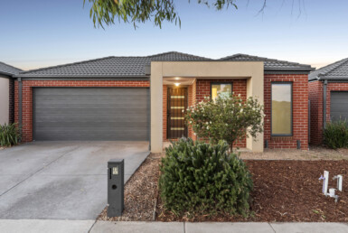 Armstrong Creek property for lease